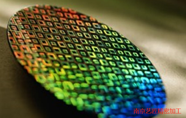 <strong>精密晶片在武器、5G、人工智慧（AI）和機器人等方面商家必爭</strong>